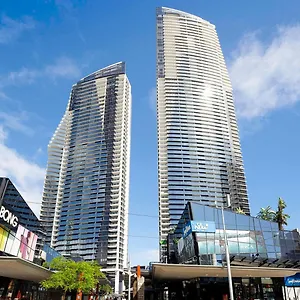 Circle On Cavill - Self Contained & Privately Managed - Wow Gold Coast
